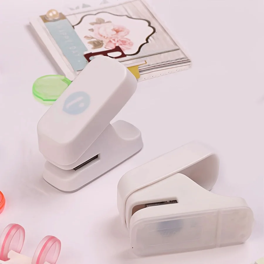 1pc Mushroom Shaped Mini Hole Puncher, Portable Multi-Purpose Hole Puncher, Hand Paper Punch For Scrapbooking Border Scrapbookin