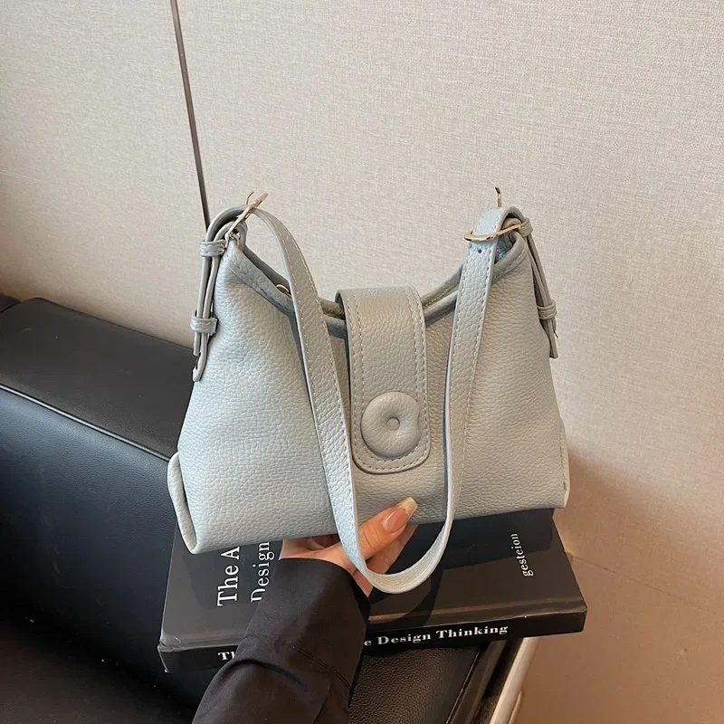 2025 حقيبة كتف جديدة للركاب متعددة الاستخدامات كاجوال ذات سعة كبيرة حقيبة ساعي الموضة المحمولة #3