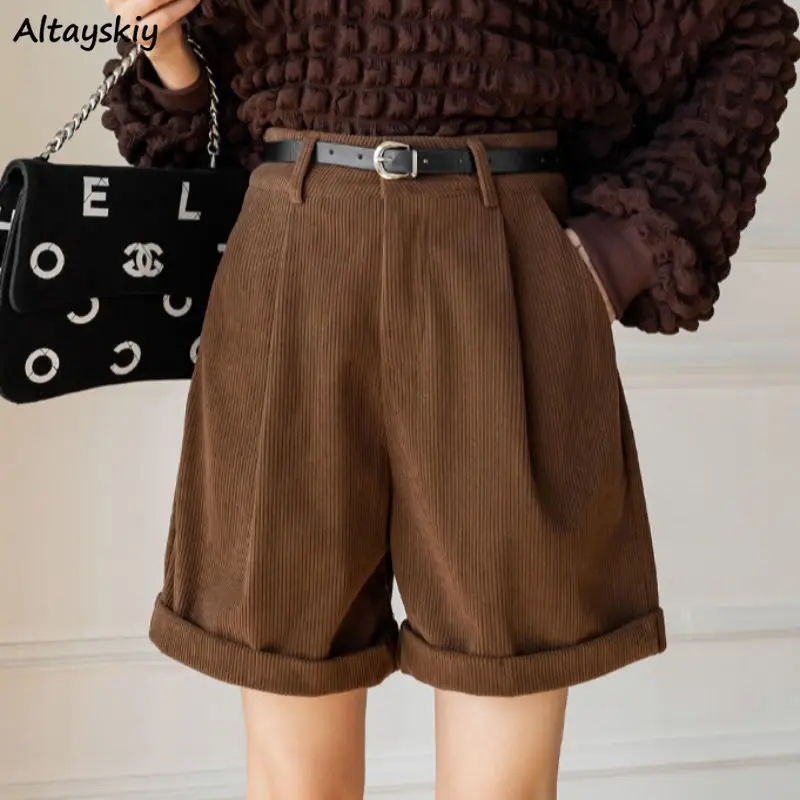 

Chic Folds Corduroy Shorts Women Fashion Leisure Young Popular All-match Short Trousers Girls Solid Simple Loose Streetwear Ins