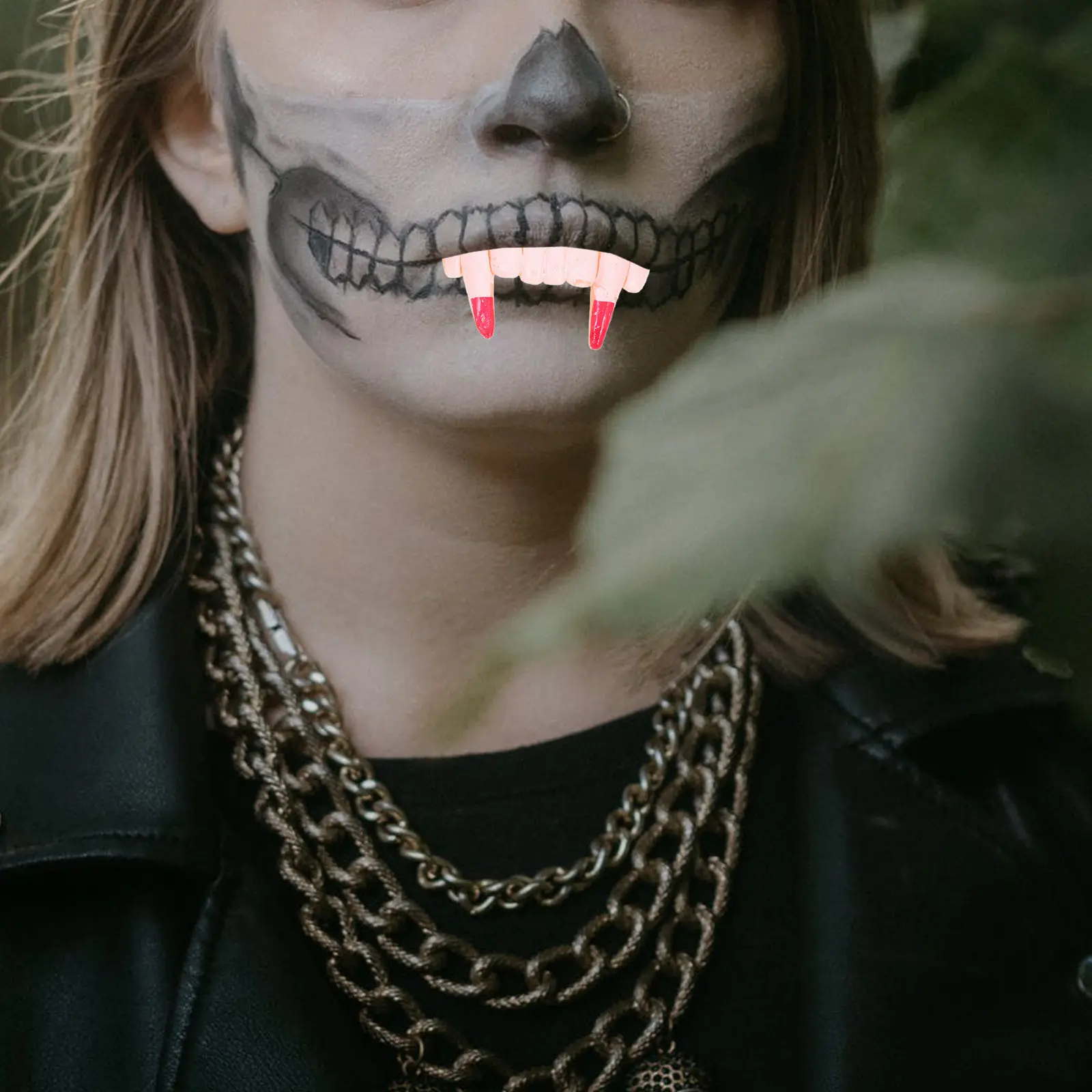 

Набор из 4 шт. резиновых накладных зубов для Хэллоуина, страшные искусственные зубы для косплея, реквизит для вечеринок, декорации для Хэллоуина