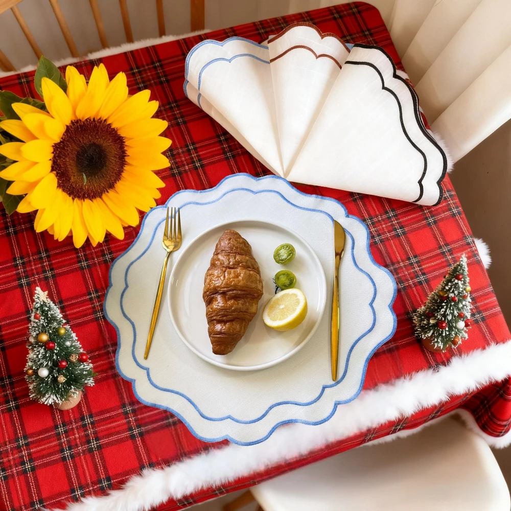 

4pcs Bamboo Cotton & Irregular Lace Embroidery Placemats Individual Plate Cloths For Kitchen Christmas Table Decoration