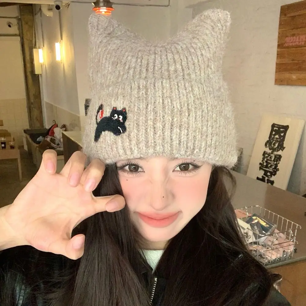 

Fashion Soft Cat's Ears Knitted Hat Embroidered Cat Korean Style Woolen Hat Thickened Solid Color Warm Cap Autumn