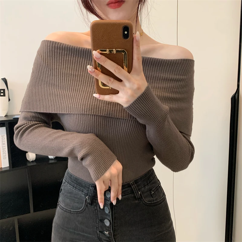 Gagarich One Shoulder Top Exposed Shoulders Autumn Luxury Slim Fit Interior Women Autumn Long Sleeved Korean Style Pullover