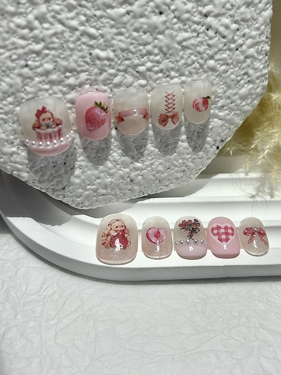 10 delige zoete konijntjesbloem aardbei handgemaakte pers op nagels alice in wonderland nepnagels verwijderbaar herbruikbaar