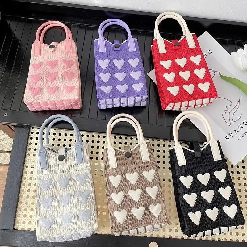 New 1Pcs Girls Outdoor Crossbody Bags Fashion Heart Knitted Mini Square Handbag For Women Small Phone Shoulder Bag