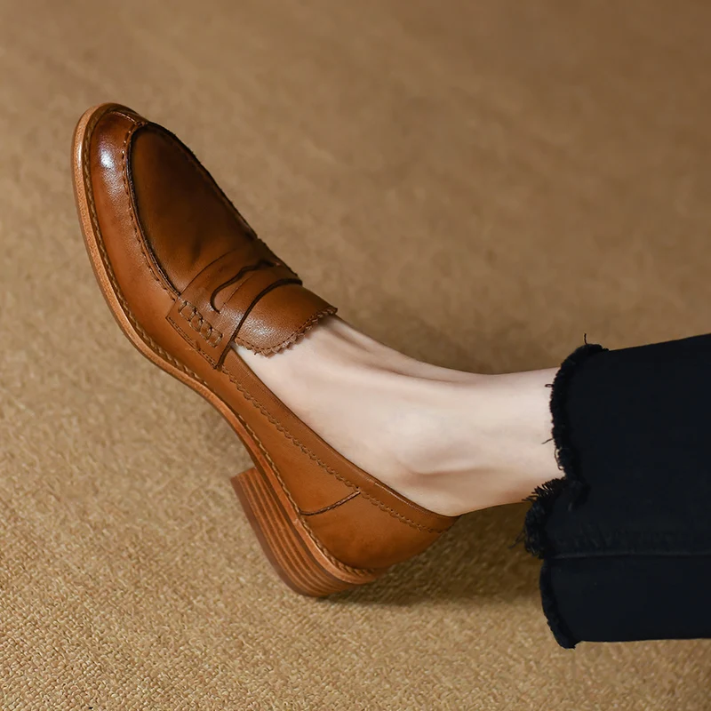 Women‘s Flats Cowhide Flat Shoes Vintage Casual Loafers Spring Autumn Slip On Women Simple Shoes Round Toe Daily Quality Flats