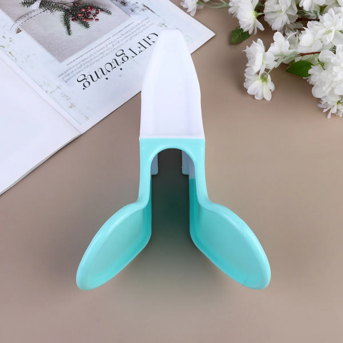 1Pcs Hip Trainer Peach Hips Trainer Buttock Tightening Tool Pelvic Corrector Thigh Shaper Lifts Hips Firms Skin Reduces