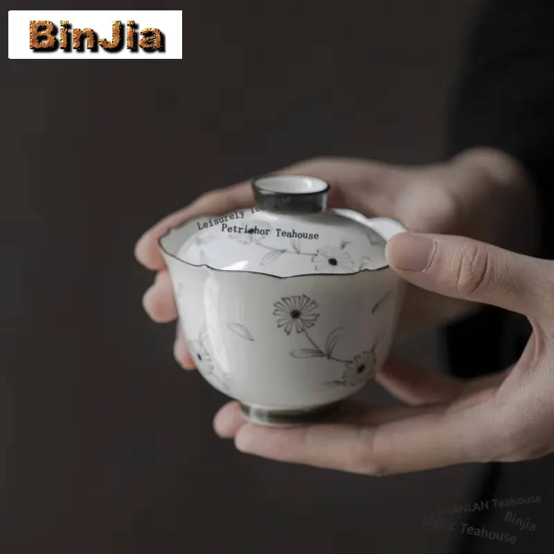 

140ml Hand Drawn Daisy Cover Bowl Household Anti Scald Gaiwan Traditional Tea Tureen Tea Cup Chinese Tea Ceremony Ornaments Gift
