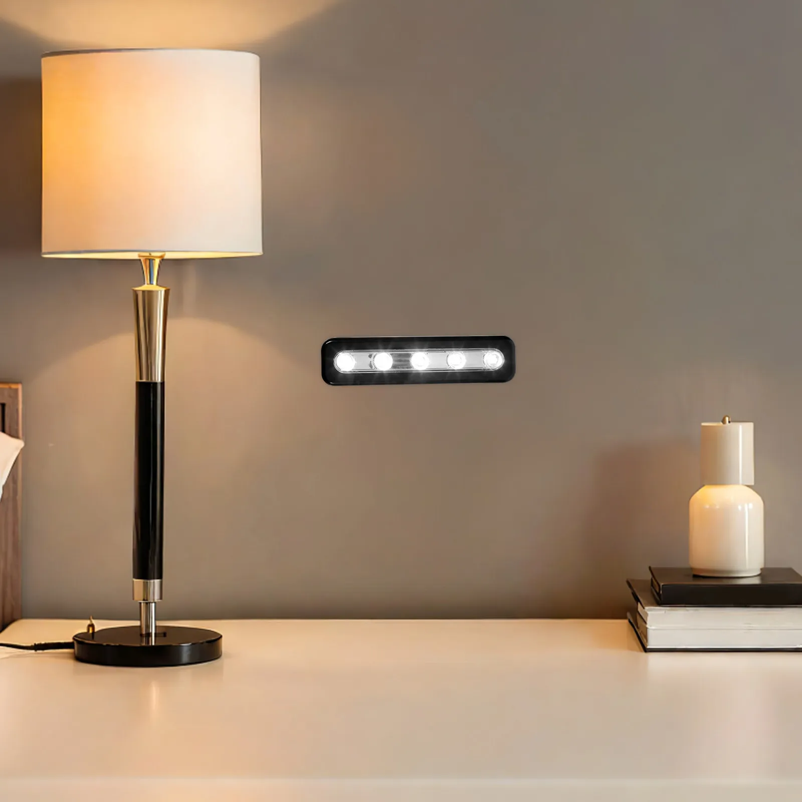 

Светодиодная лента с датчиком движения на 5 светодиодов, наклеиваемая, для шкафа, гардероба, ящиков, лестниц, ванной, подвала, гаража, коридора