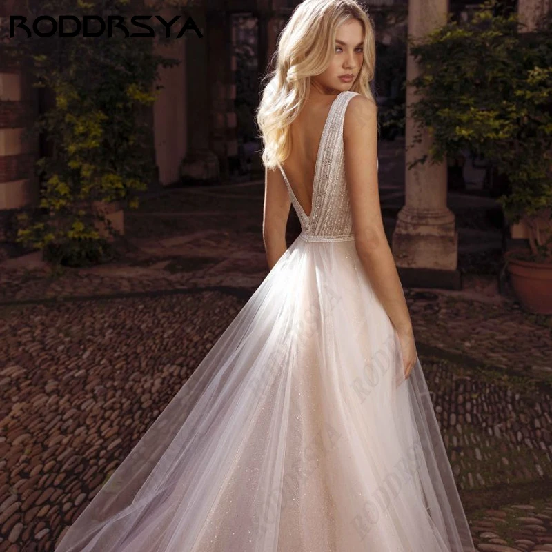 RODDRSYA Romântico Profundo V-Neck Backless Vestido De Noiva Para As Mulheres Spaghetti Straps Sem Mangas Noiva Festa A linha de Tule Vestidos De NoivaRomântico Profundo V-Neck Backless Vestido De Noiva Para As Mulhere