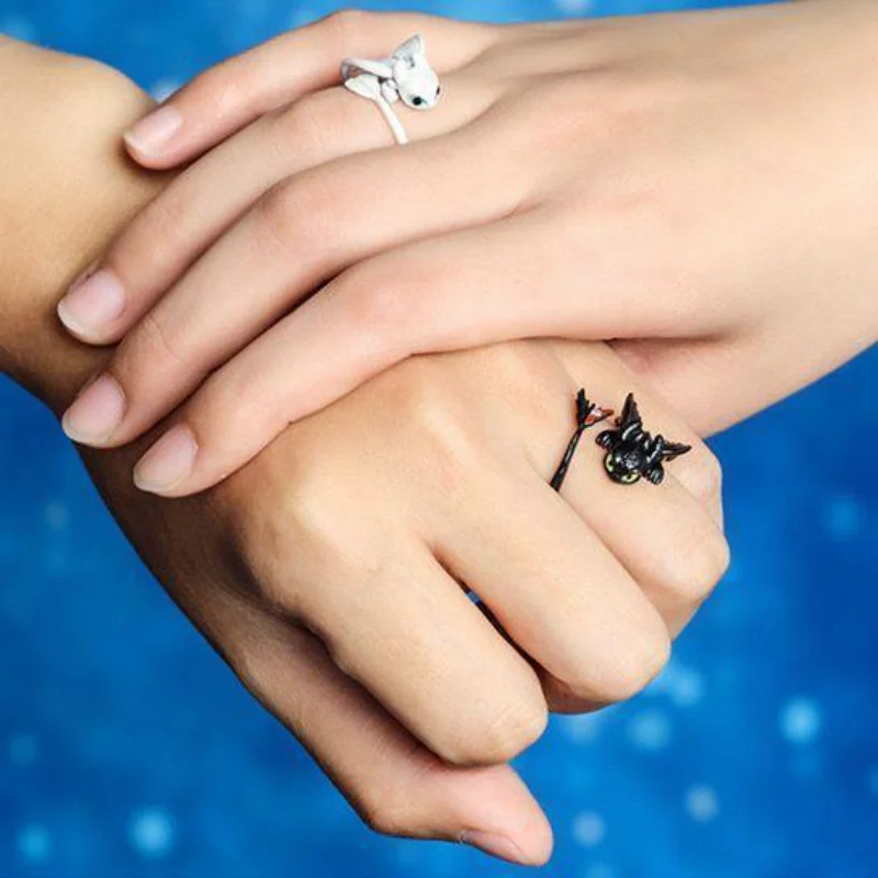 Dragon Taming Master Anime Niedliche Zahnlos-Halskette, Ohrstecker, Ring, Brosche, Nischen-Accessoires für Paare, Geschenke für Sie und Ihn – Detail 12