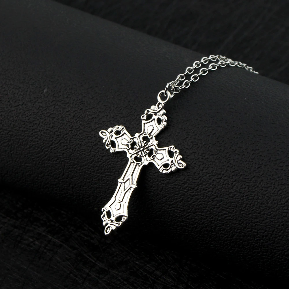 Vintage Crosses Baroque Embossed Pendant Necklace For Men Women Gothic Grunge Chain Y2k Goth Jewelry Accessories