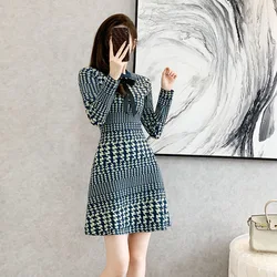 #0995 Green Plaid A-line Sweater Dress Round Neck Vintage Elegant Office High Waisted Mini Dress Women Sexy Vestidos Autumn 2023