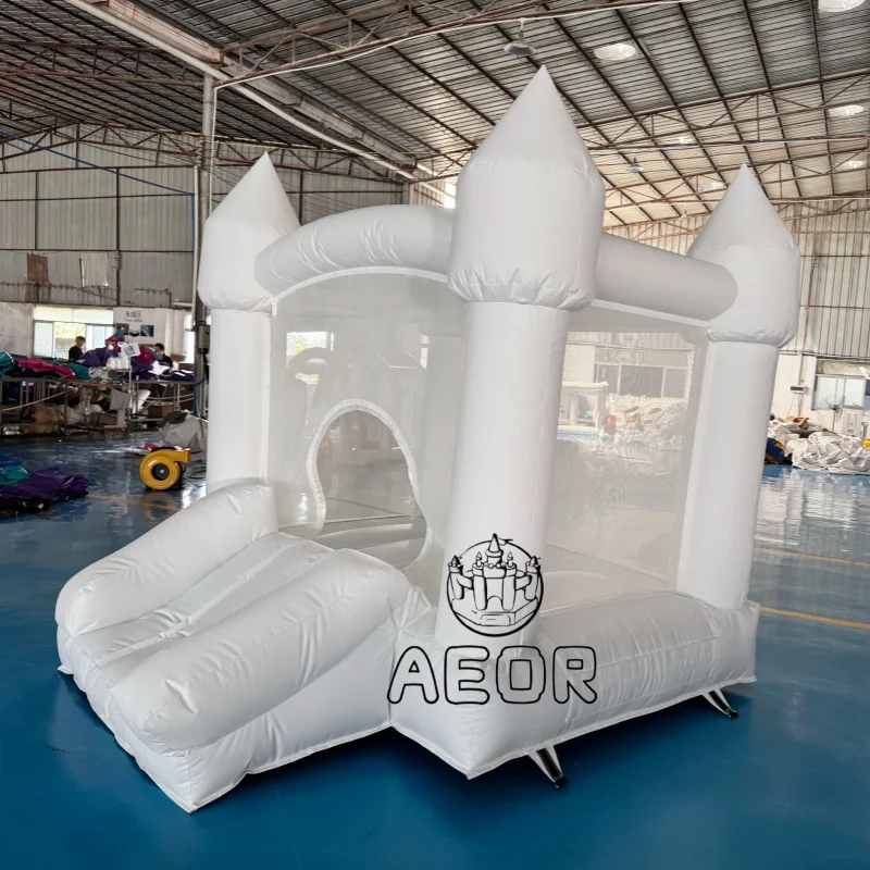 Wit springkasteel 2,5x2,5m opblaasbaar springkasteel voor kinderen, geheel wit mini-springhuis voor bruiloft