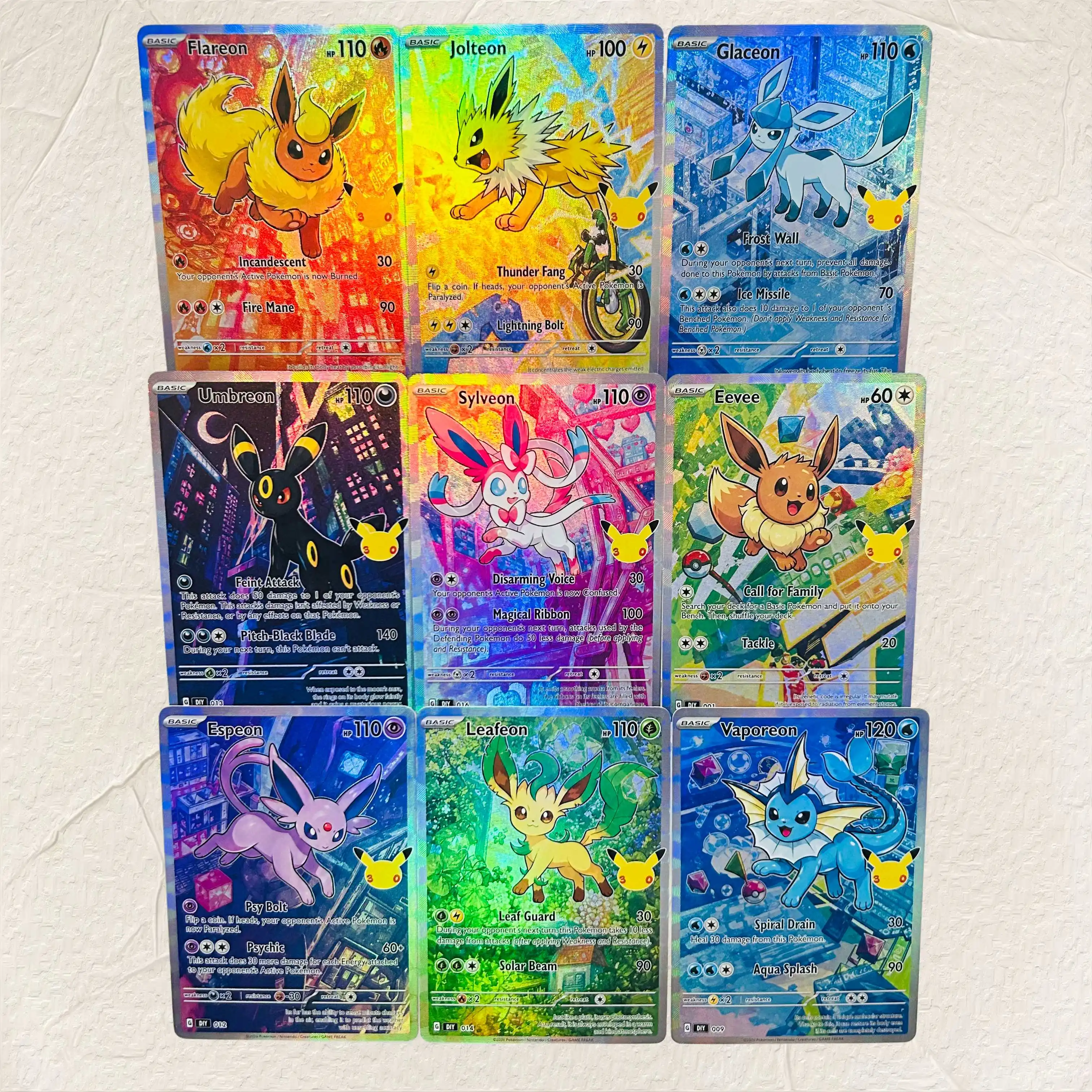 DIY Eeveelutions 9 Stück 30. Jubiläum Folien-Textur-Karten Englische Version Sammlerwert Premium Anime-Sammelkarten