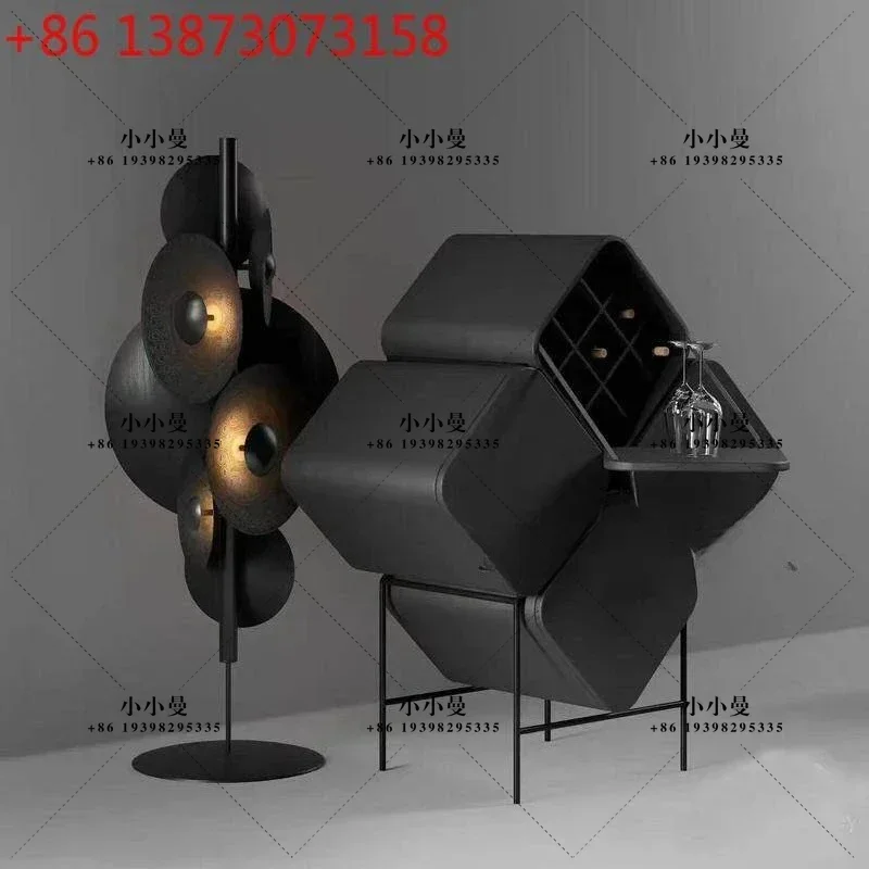 Italian light luxury minimalist living room chest cabinet model locker four-leaf clover decorative cabinet