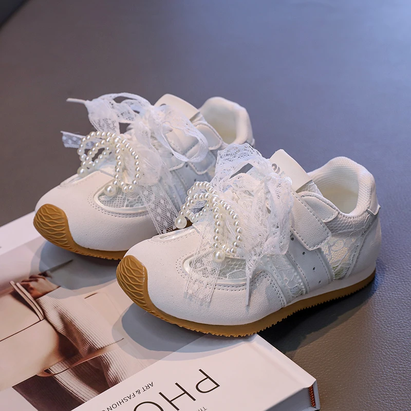 

2026 Summer Kids Sport Sneakers for Girl Pearl Lace Mary Jane Flats Lightweight Non-Slip Back To School Children Running Sandals