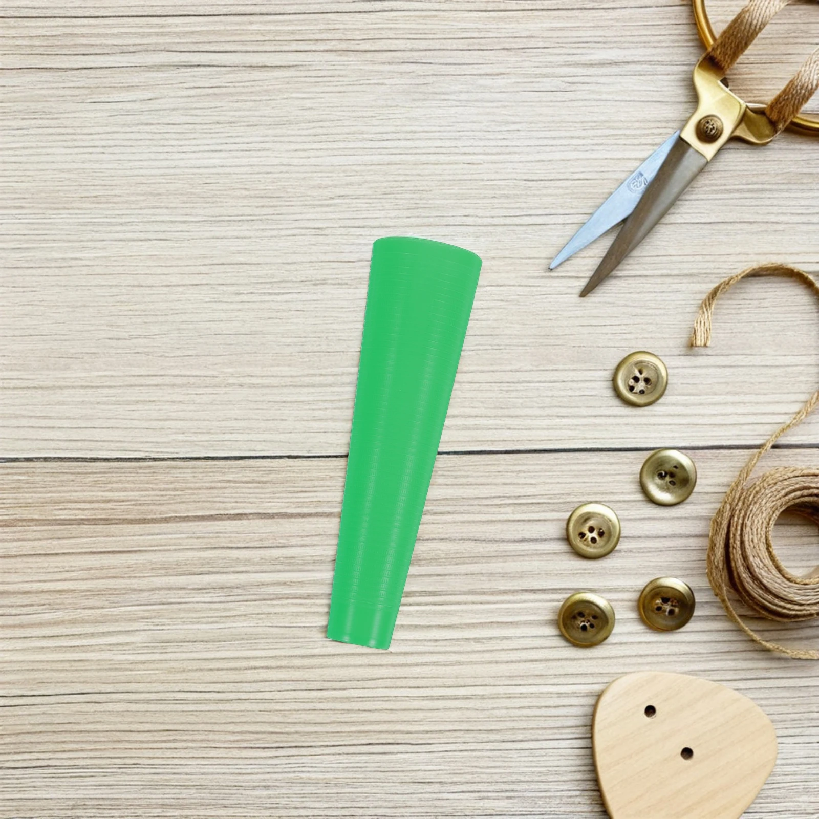 

10 Pcs Plastic Pagoda Tube Embroidery Thread Bobbins Spools Craft Sewing Machine Floss Organizers