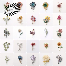 Sparkling Rhindiamonds Floral Brooch Unisex Temperament Elegant Personality Atmosphere Pin Valentine's Day Gift