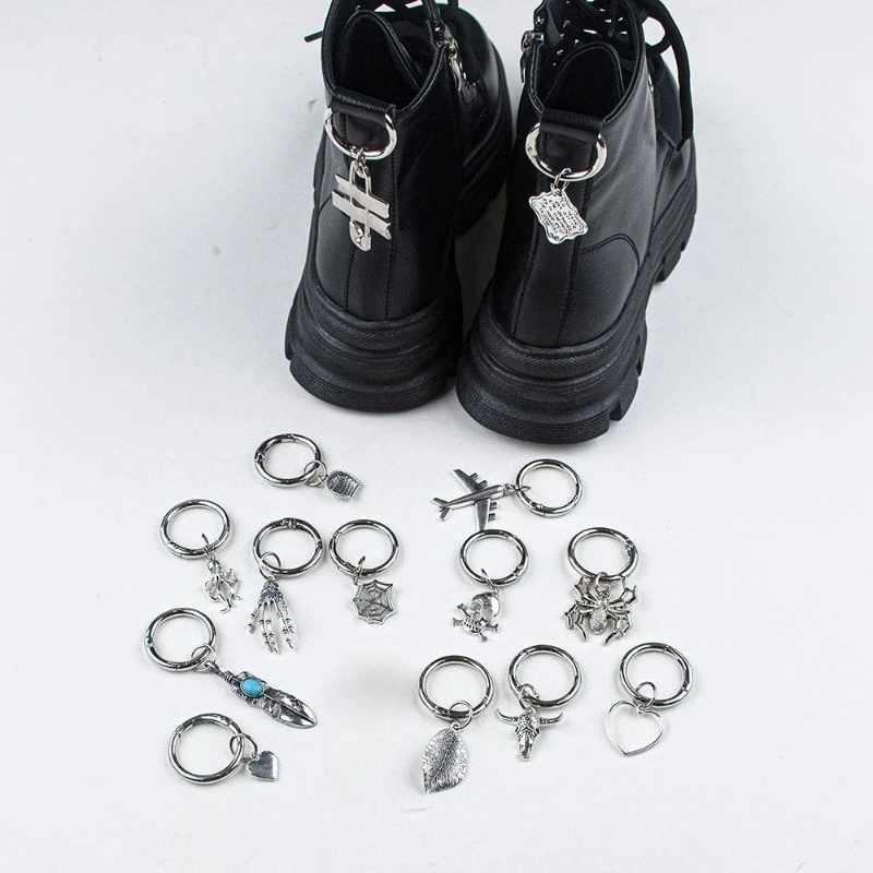 

Hot Sale Metal Boots Accessories Personalized Punk Skull Pendant Shoe Buckle Quality DIY Ankle Shoes Decorations Trend All-match