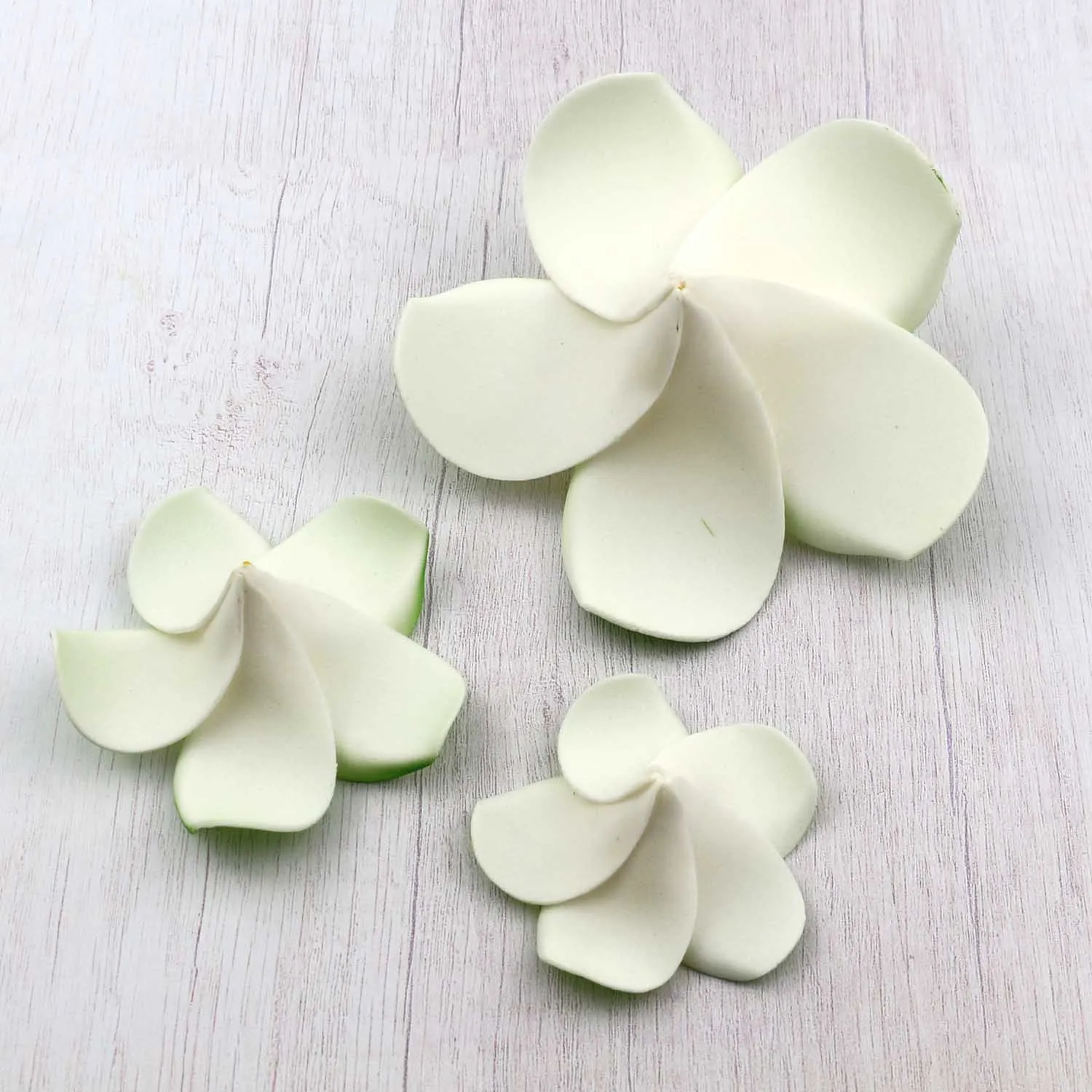 25/100PCS 9cm Foam Flower Beach Wedding Ornagement Hawaiian Frangipani Hairpin Headband Bridal Decor Simulated Plumeria