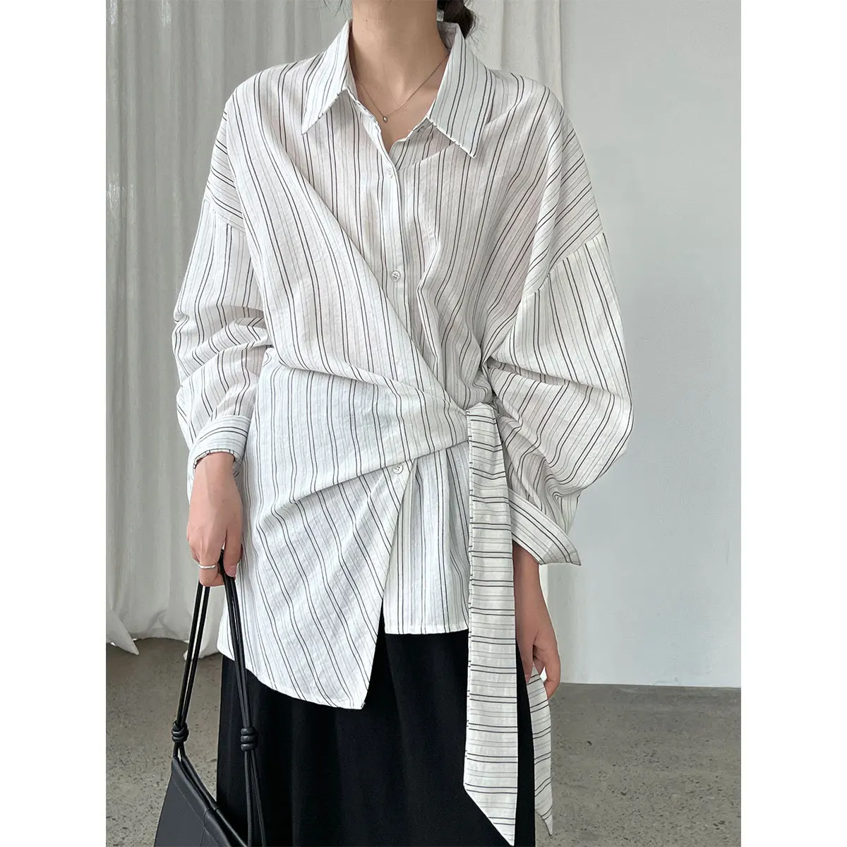 

Niche Texture Stripe Strap Waist Shirt Women's 25 Autumn New Korean Irregular Shirt