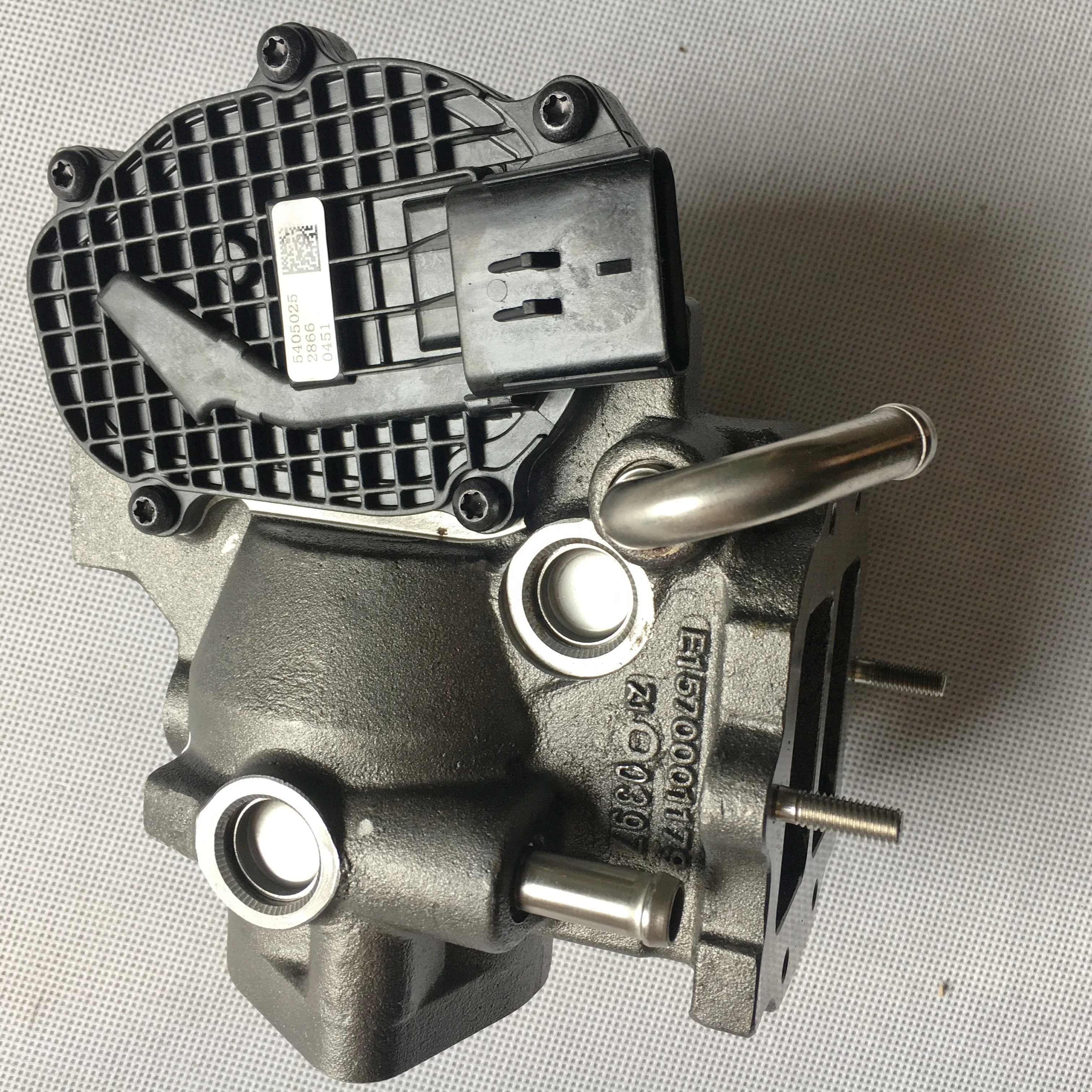Original ISF2.8 Diesel Engine Exhaust Air Recirculation Valve 5405025