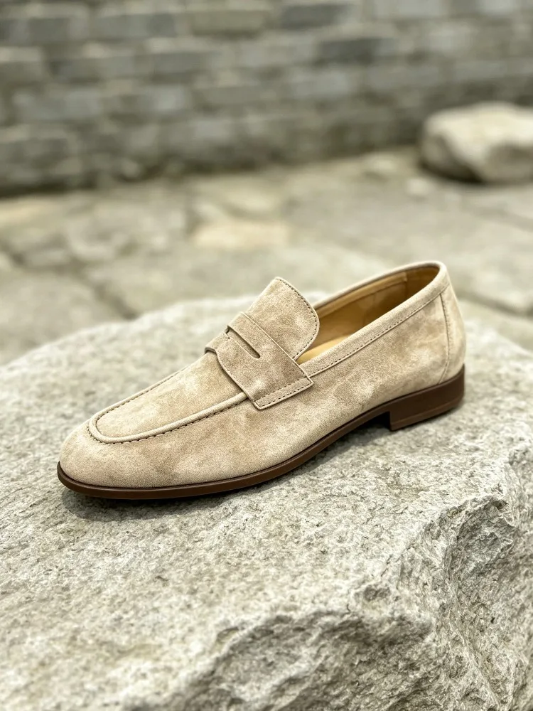 Old Money Style Retro Men Sheep Suede Loafers Slip‑On Round Toe Genuine Leather Casual Business Driving Dress Shoes