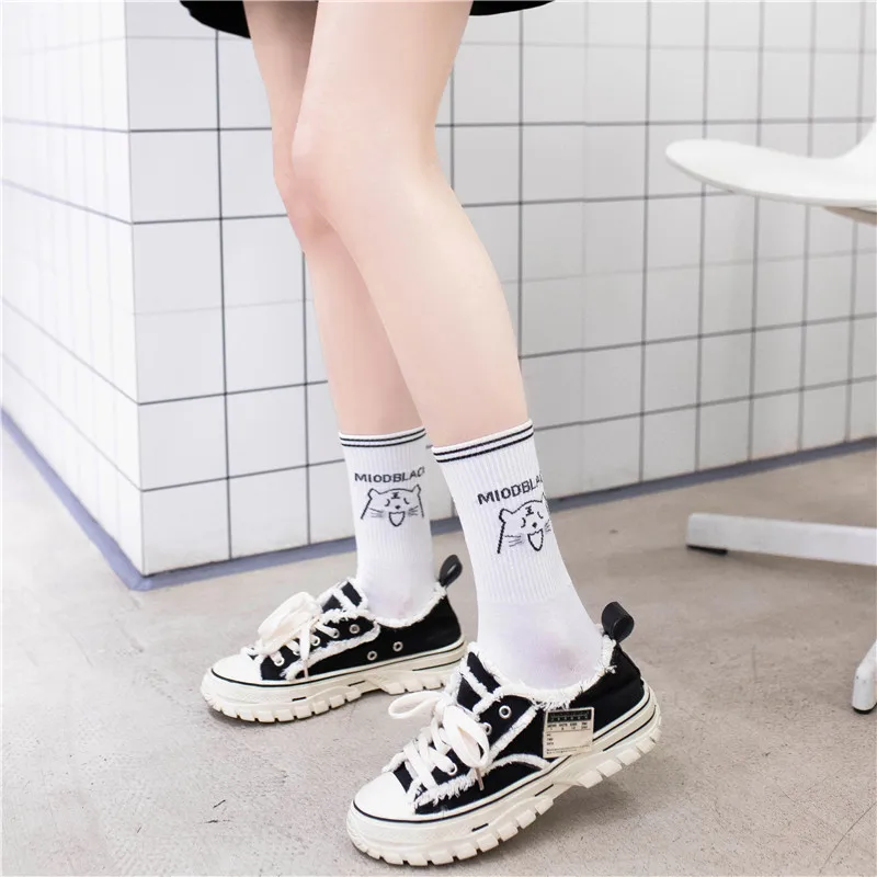 Kawaii Cartoon Cat Men And Women Socks Pure Cotton Black And White Cat Claw Harajuku Striped Simple Soft Fashion Funny Girl Sock