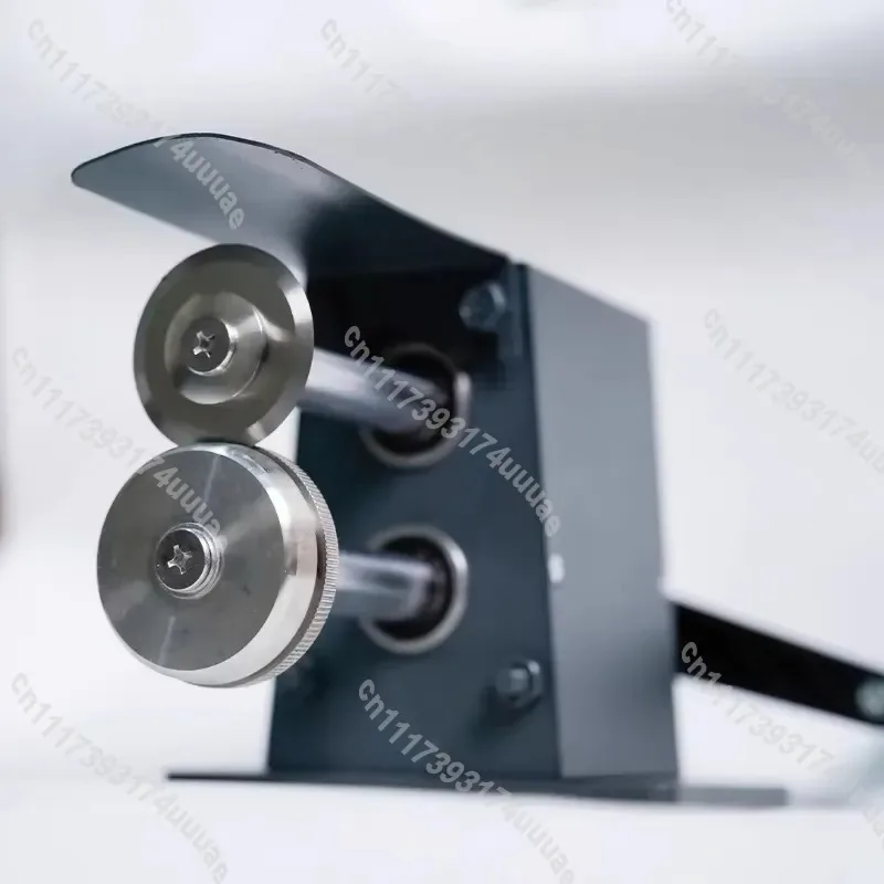 Shoe Sole Cutting Machine for Precise Rubber and Leather Trimming in Footwear Manufacturing Workshop