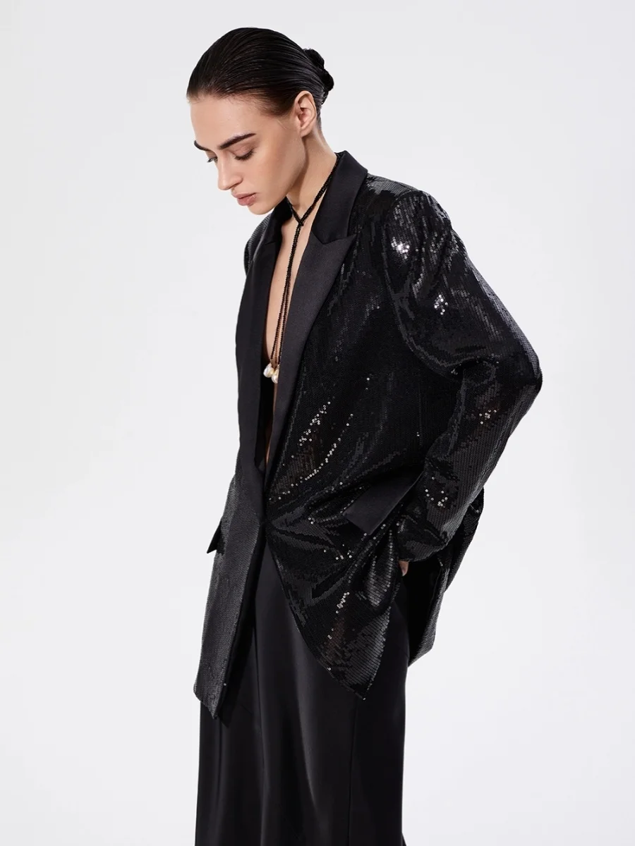 Chic Women's Black Sequin Suit Jacket with a Modern Twist - Perfect for Celebrations and Galas