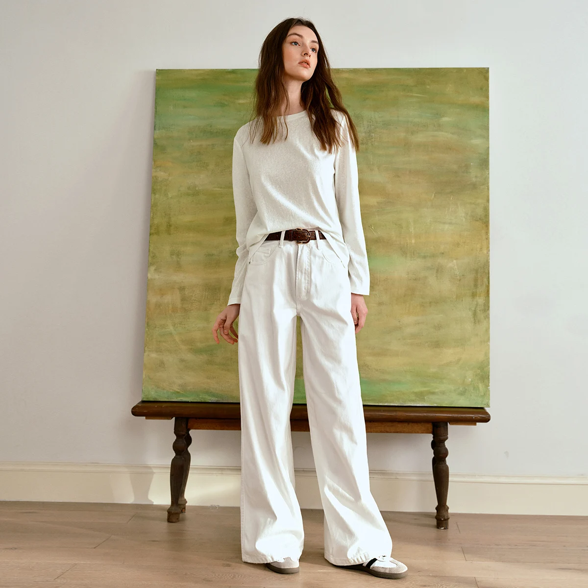 

OLrain French Woman T-shirt 2025 Autumn Commute O-Neck Lace Paneling Tees Long Sleeve Straight Tops Women's Clothing O57QT000211