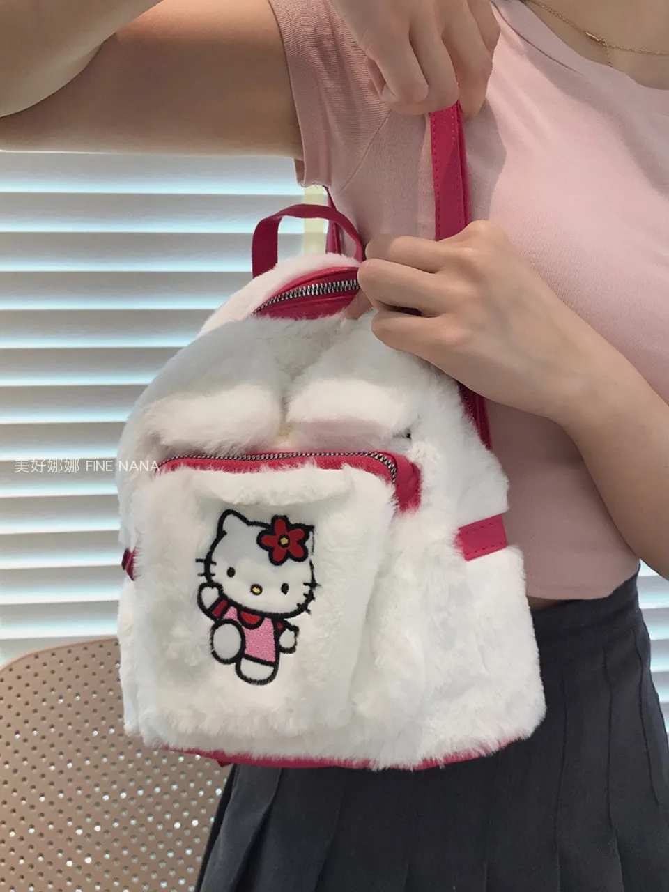 Kawaii Hello Kitty Plush Backpacks Cute Plush Cartoon Celebrity Backpack All-Match Children's Backpack Schoolbag for Girls Women