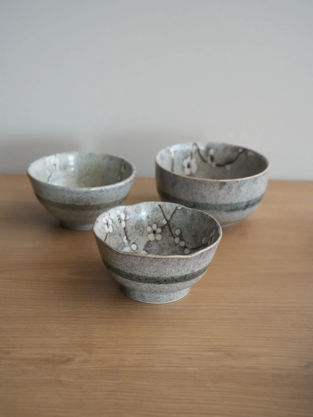 

Маленькая тарелка для риса/супа с подглазурной росписью, цветочным узором, в ретро-стиле, круглая, для повседневного использования