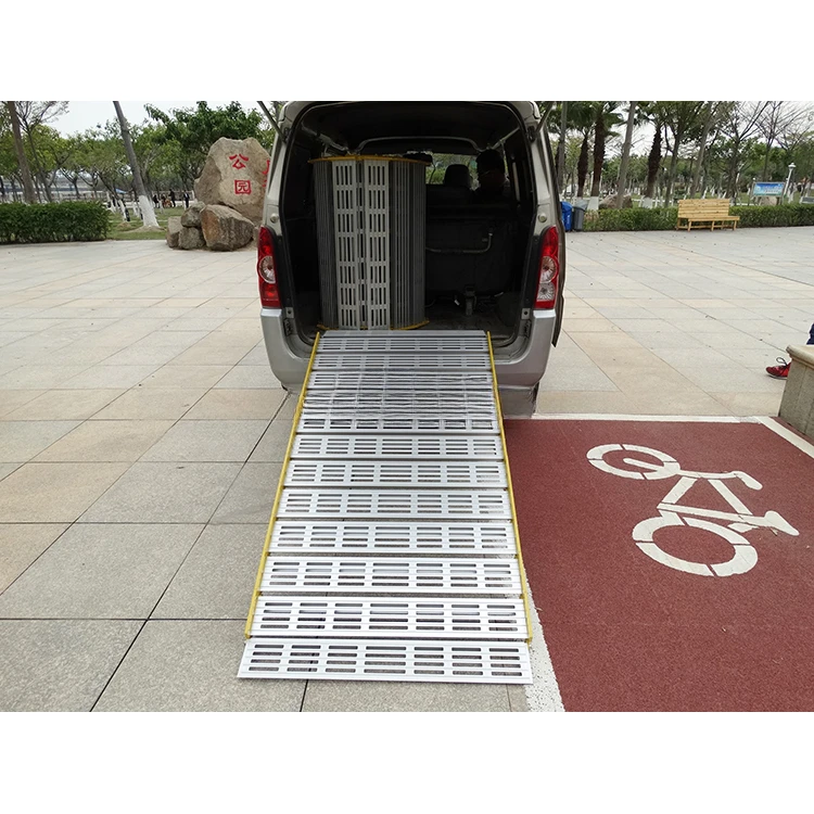 Cheap and high quality tri fold loading ramp metal wheelchair ramps