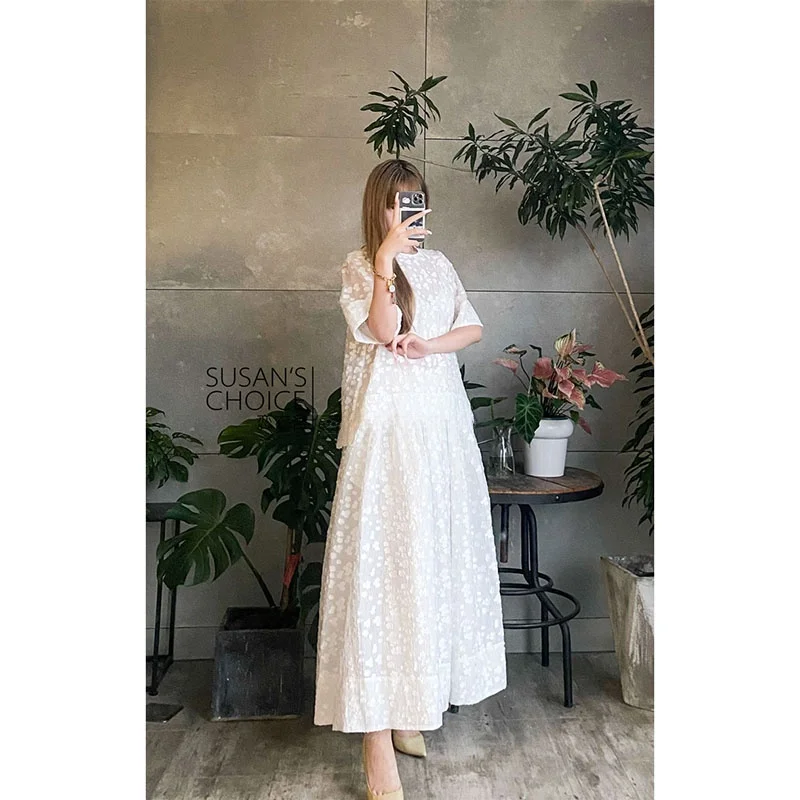 Faionable White Embroidered Loose Top And Puffy Skirt Set Heavy Work Embroidery f Skirt Puffy Skirt Set for Young Women