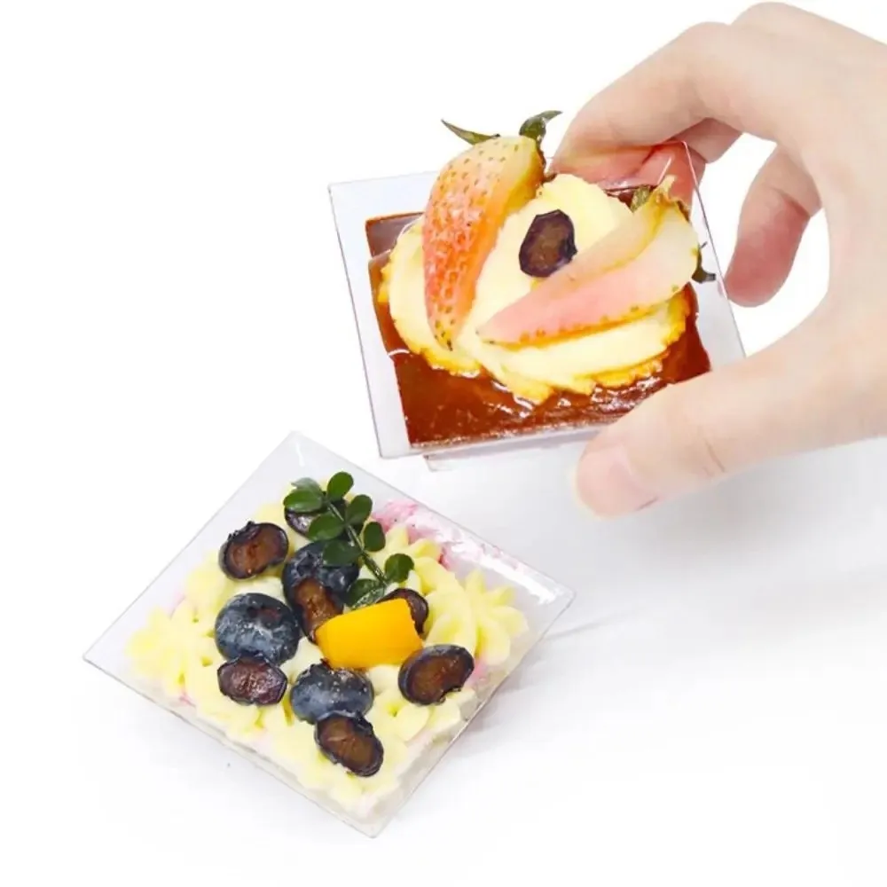 

50Pcs Plastic Mini Square Dessert Tray Square Disposable Use Disposable Ice Cream Bowl Transparent Multipurpose Mini Tray