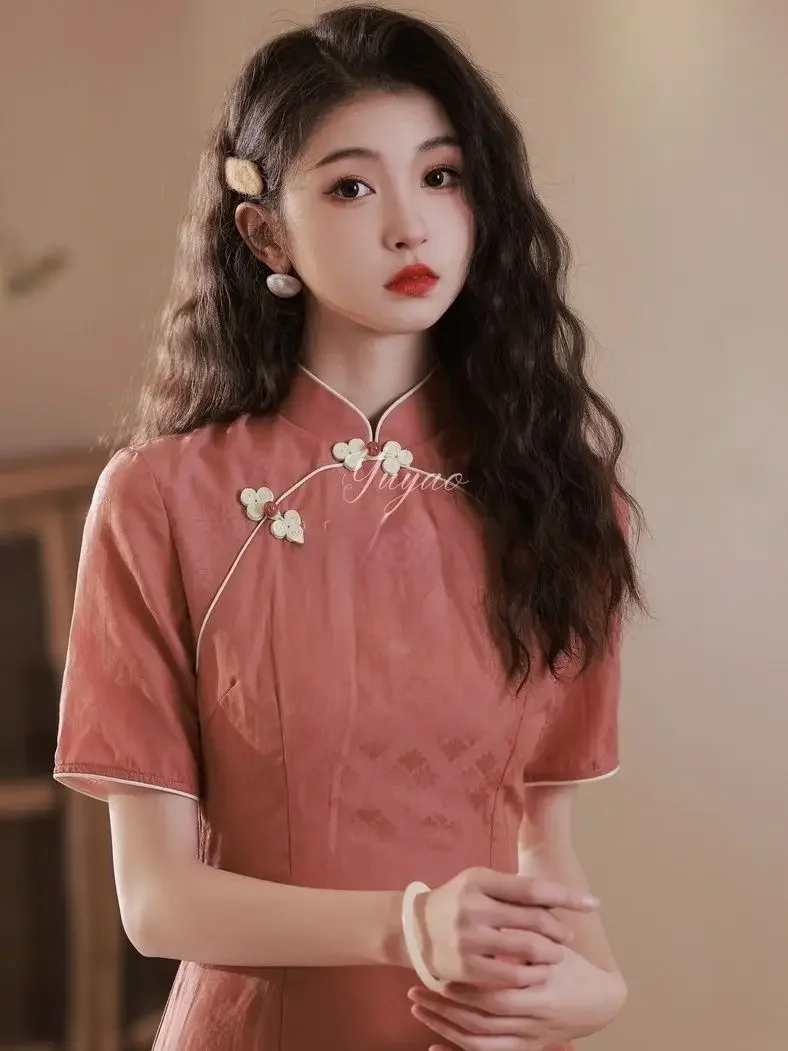 

Женское красное платье Cheongsam, летнее винтажное платье с короткими рукавами, тонкая повседневная одежда, элегантное китайское традиционное короткое Ципао от S до XXL