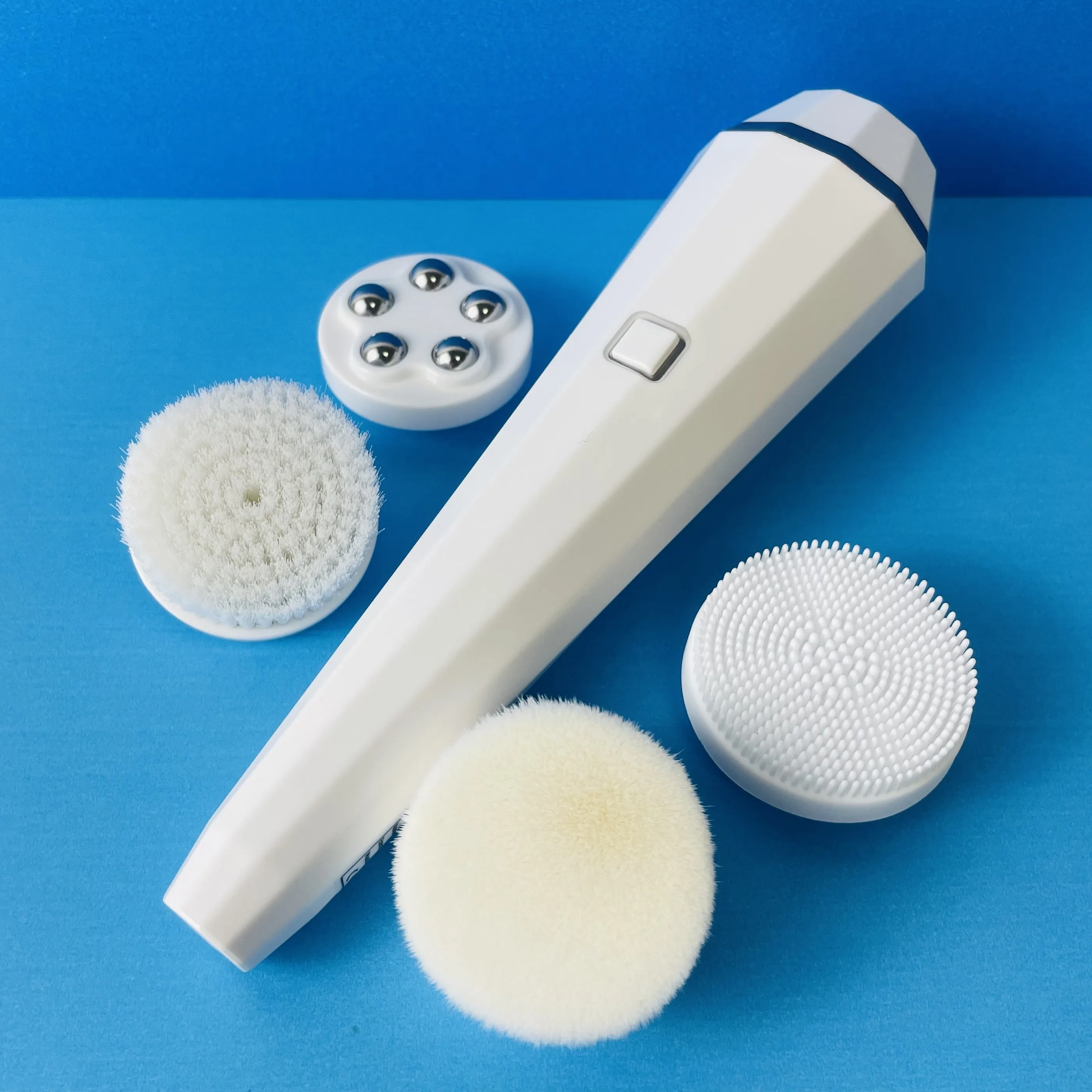 Electric Facial Cleaning Brush 4 Heads Automatic Rotating Deep Device Spin Scrubber