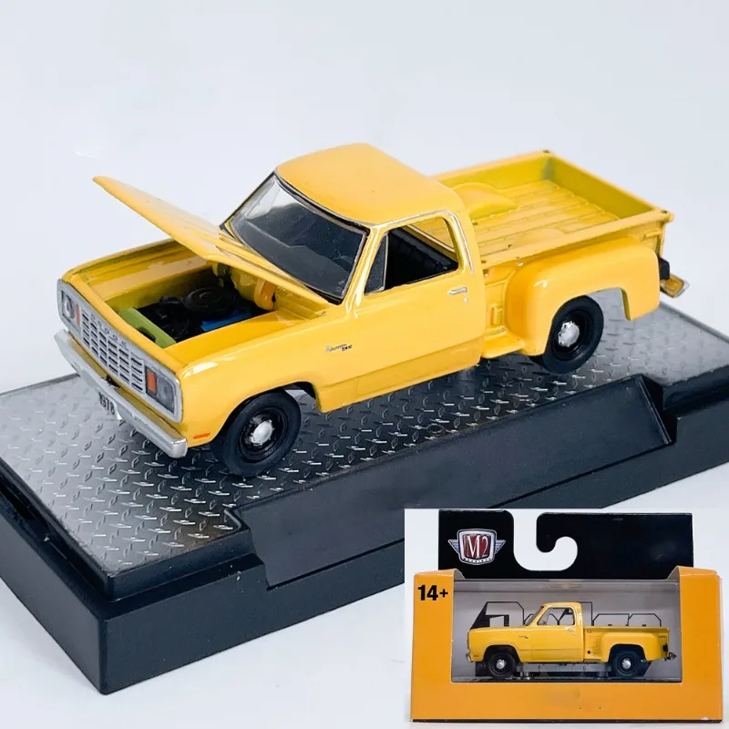 M2 1978 Simulated Alloy Static Car Model, Collectible Finished Product, Ornament,Brand New with Packaging, Men's Birthday Gift