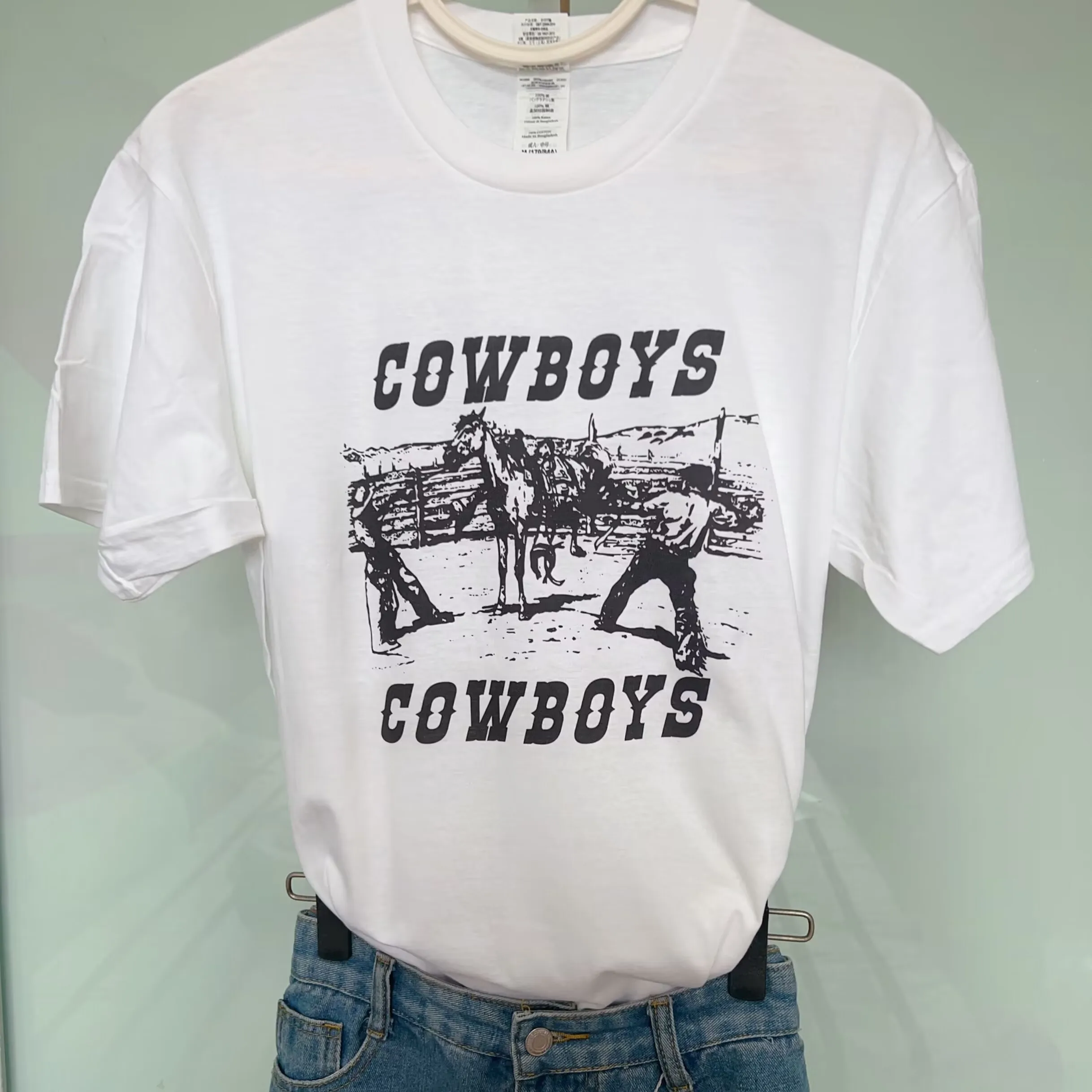 Cowboys Friends Western Tshirt  Flower  Print T Shirt Country Music Graphic T Shirts  Women T-shirts Retro Wallen Shirt Tops