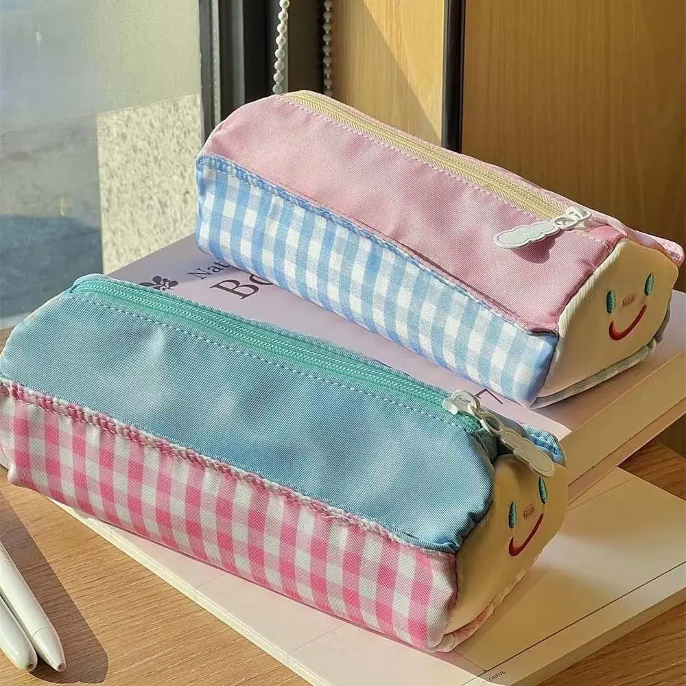 

Desktop Storage Lovely House Stationery Bag Aesthetic House Shape Korean Style Pencil Case Large Capacity Pink/Blue Pencil Pouch