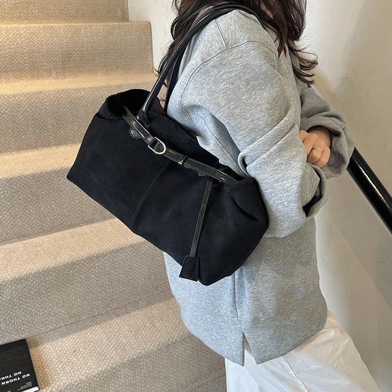 LEFTSIDE Large NUBUCK Underarm Bags Lady Shoulder Bag for Women 2024 Winter New Trend Fashion Trend Y2K Tote Bag Handbags