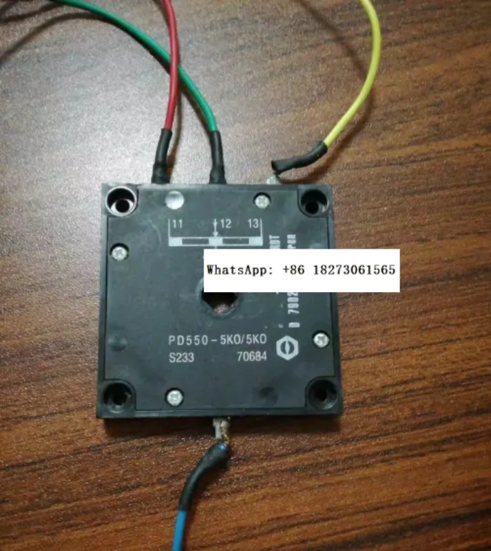 

Потенциометр поворотный с проволочной обмоткой Швейцария PD550-5KO/5KO PW55/01 S233