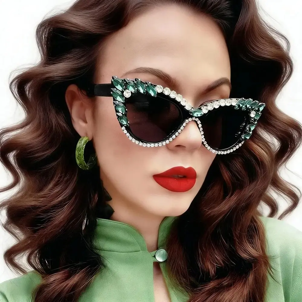

Cat's Eye Diamond Sunglasses New Fashionable Hiking Camping Mountaineering Sunglasses Hip Hop Sunglasses Female