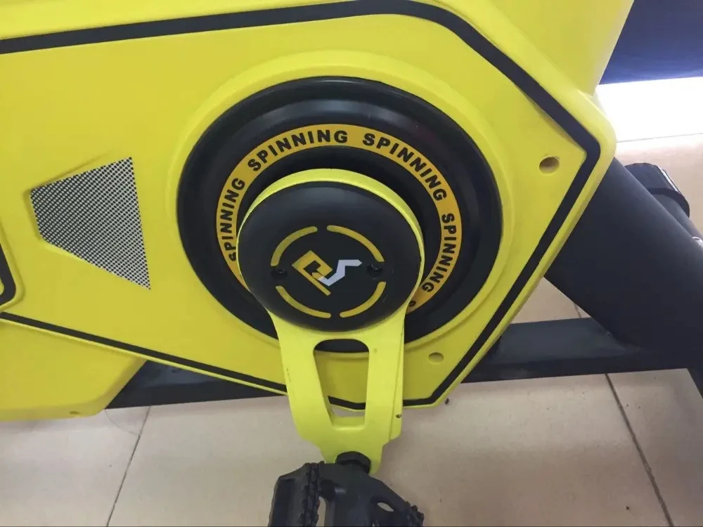 2025 13 كجم عجلة يطير تدور الدراجة الصالة الرياضية دراجة معدات الصالة الرياضية ممارسة الدراجة دراجة رياضية