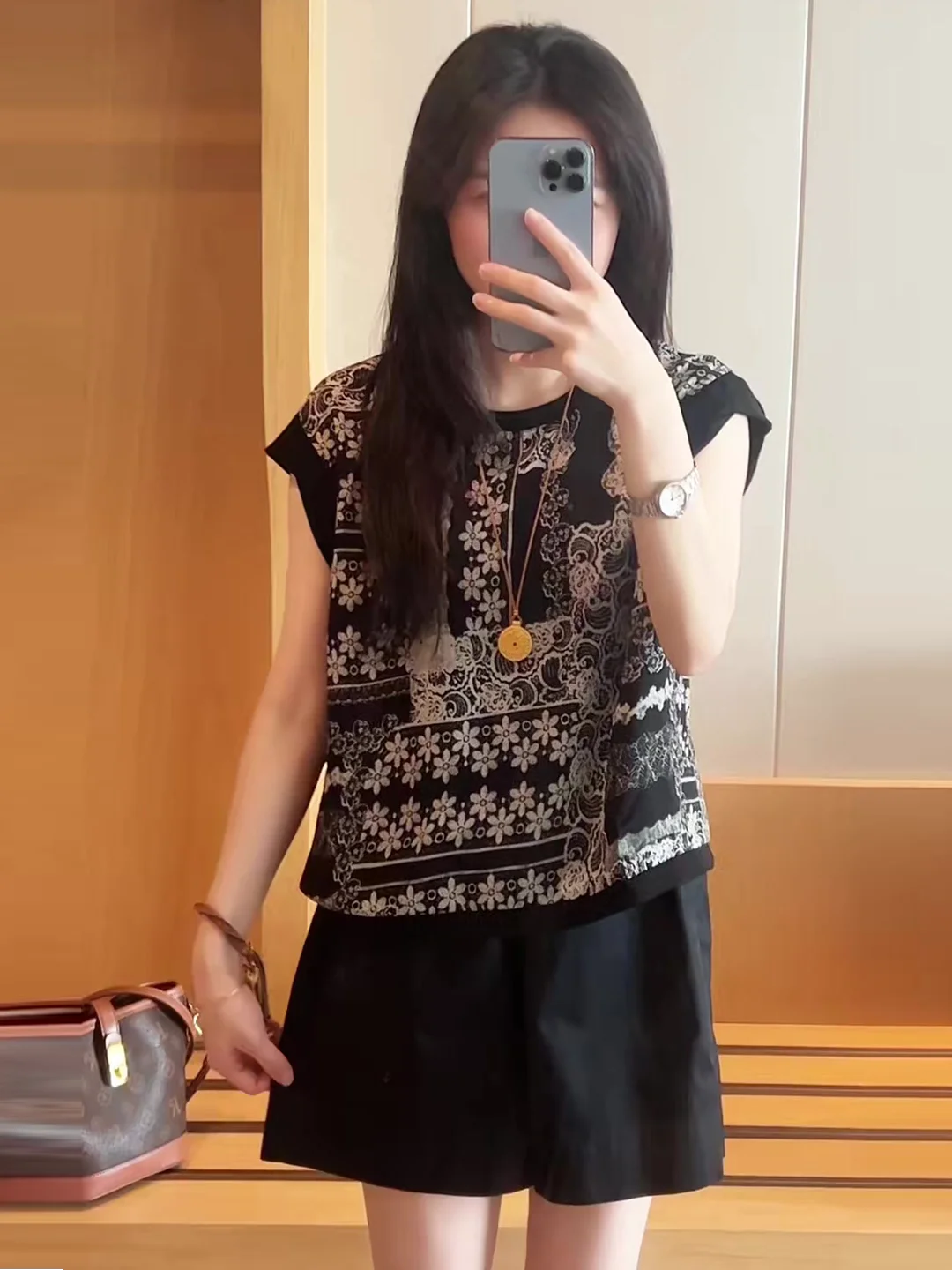 

Модный круглый топ с принтом Ne Svel, женский летний комплект 2025, новый ретро-горийский комплект Sle, универсальный комплект с высокой талией или...