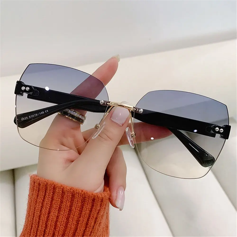 2024 Retro Sunglasses Women Brand Designer Rimless Gradient Sun Glasses Fashion Shades Outdoor Sports Frameless Eyeglasses