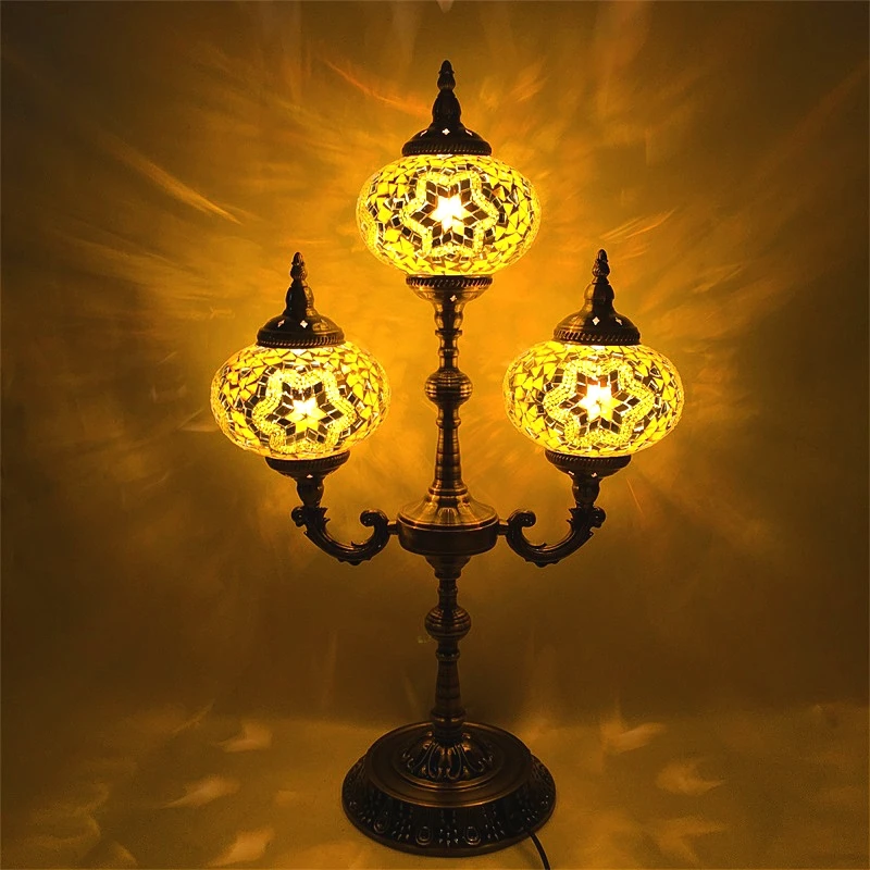 European retro villa living room dining room bar cafe B & B decoration Buddhist hall Turkish handmade glass table lamp