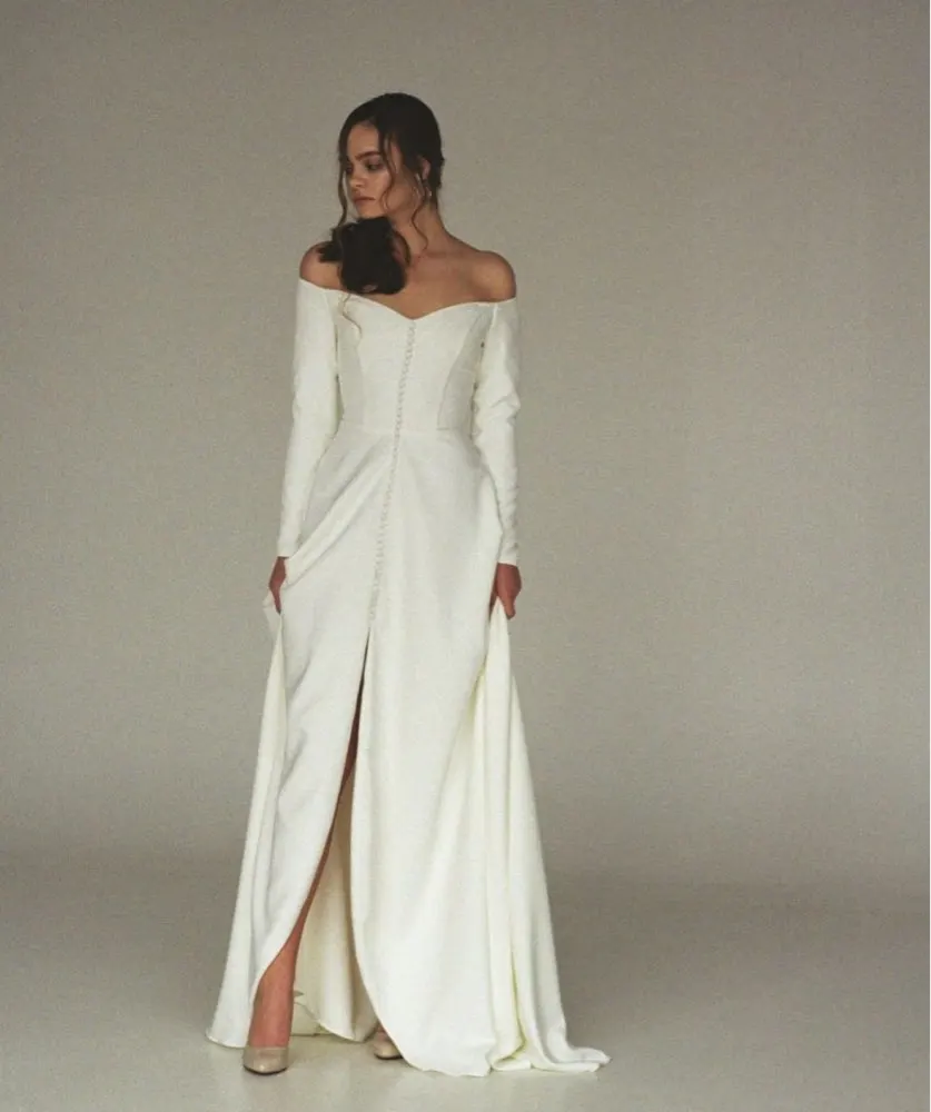 Wedding Dresses/ One Shoulder Backless Long Sleeve Wedding Veil Trailing Gown /For Bride Bridesmaid Banquet Party Birthday 1040